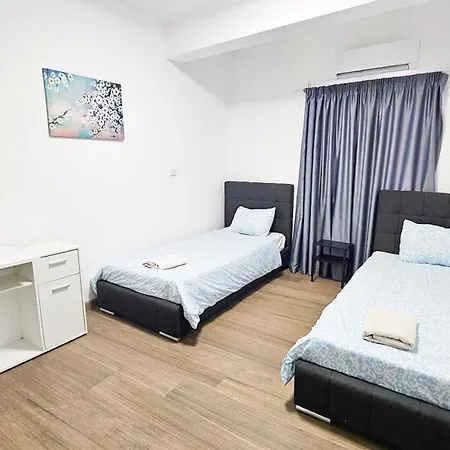 Downtown Rooms, 200m From Marina Privatunterkunft *